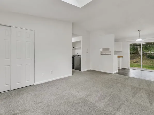 210 E 36th St, Tacoma, WA 98404