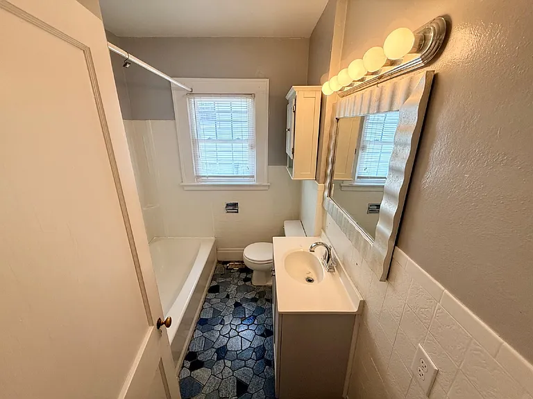 611 Greenland Dr — Photo 13