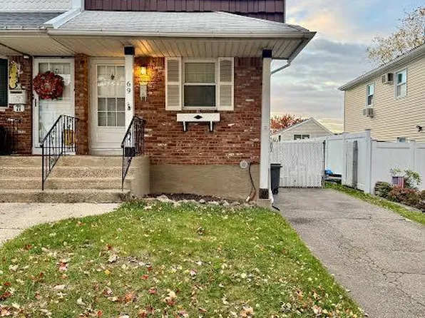 69 Tynan St, Staten Island, NY 10312