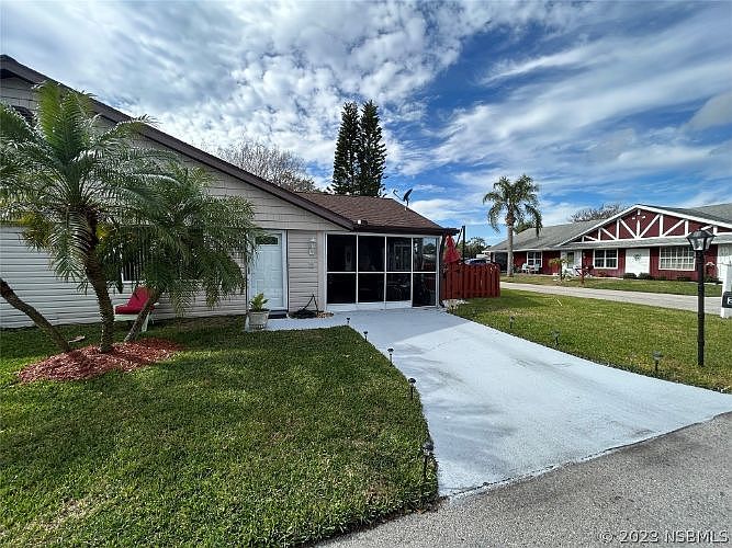 1st image of 20 Eagle Ln