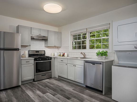 2nd image of 2342 Hampstead Ave #2302-2