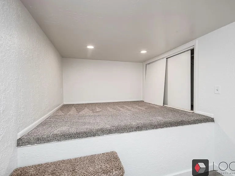 365 E Garfield Ave #4 — Photo 8