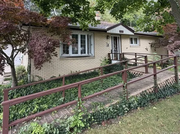 1270 Master St, North Tonawanda, NY 14120