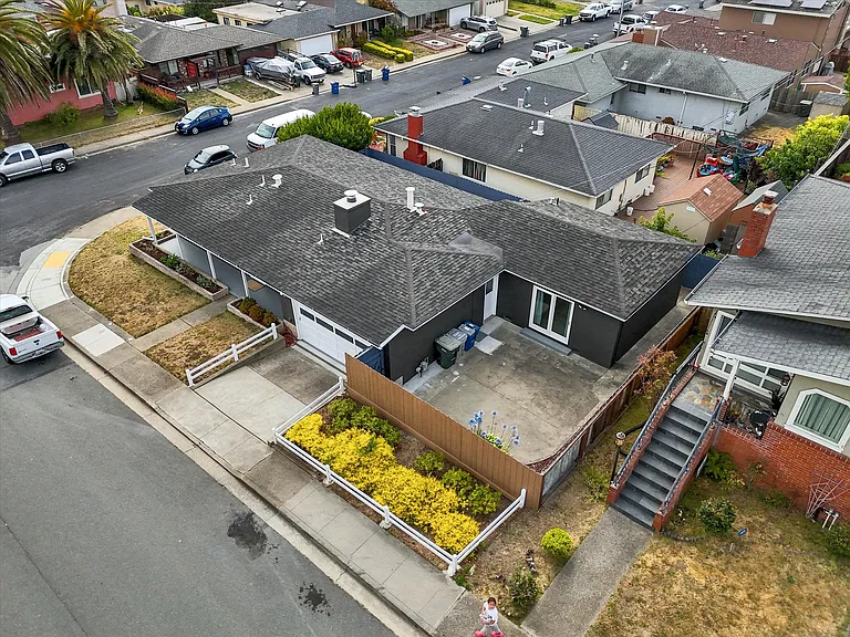 177 Romney Ave — Photo 46