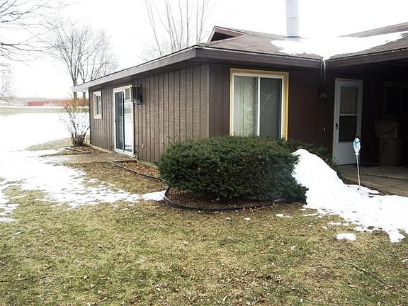 5th image of 5234-40 Piccadilly Dr