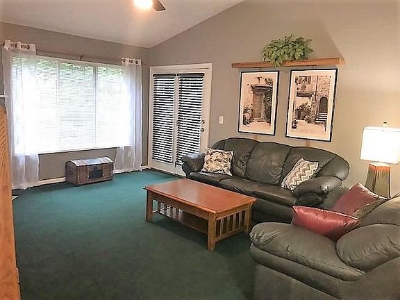 5th image of 9821 Regatta Dr Unit 302