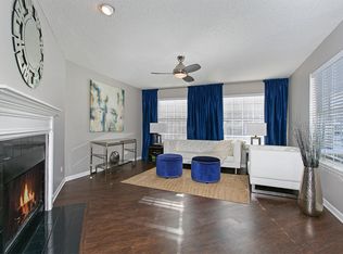 1812 Gowdey Rd #715C, Naperville, IL 60563