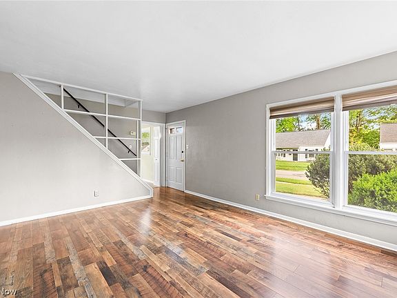 3rd image of 1165 Myrtle Ave