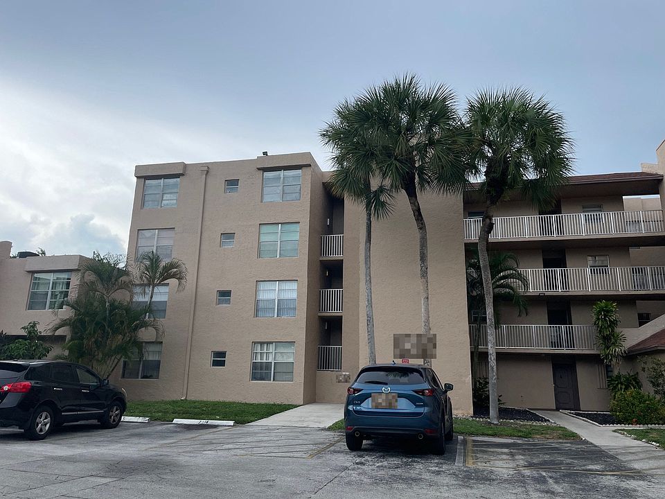 1st image of 9450 Live Oak Pl