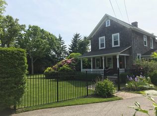 50 Station Rd, Bellport, NY 11713