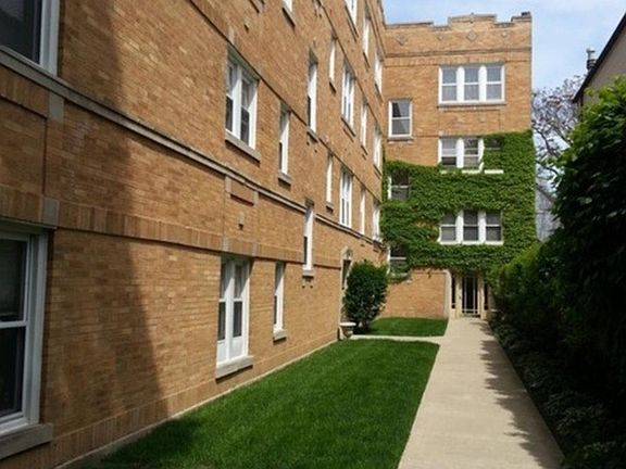 4th image of 2531 N Talman Ave APT 2W