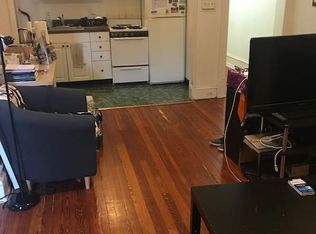 335 S 18th St APT 2R, Philadelphia, PA 19103