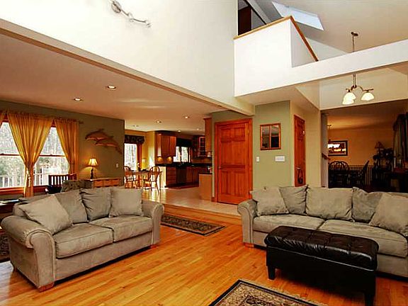 3rd image of 59 Sherwood Dr