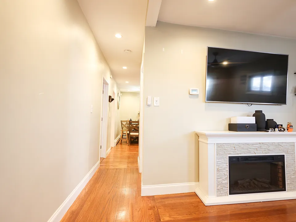43-45 Belnel Rd #2