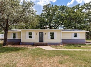 3074 W Highway 114, Paradise, TX 76073
