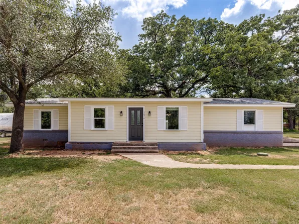 3074 W Highway 114, Paradise, TX 76073