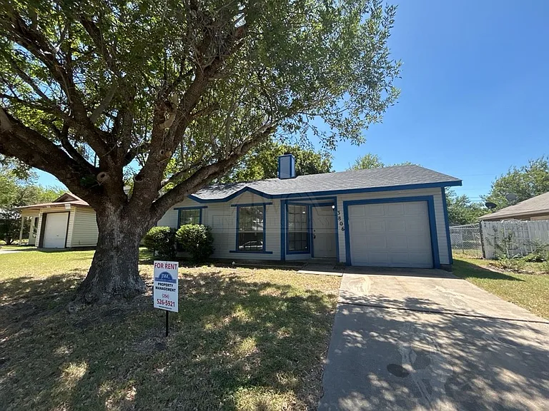 3806 London Ln — Photo 1