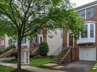 43449 Interval St, Chantilly, VA 20152