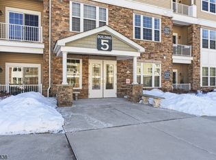 5301 Veterans Dr, Rockaway Twp., NJ 07866