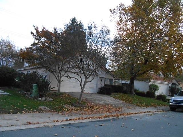 2nd image of 8905 Boreal Way