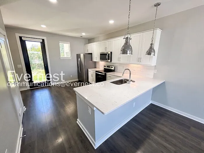 613 Mason Ward Pl — Photo 6