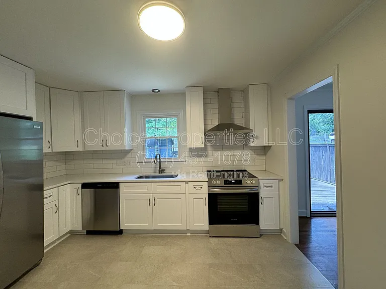 253 Scofield Rd — Photo 8