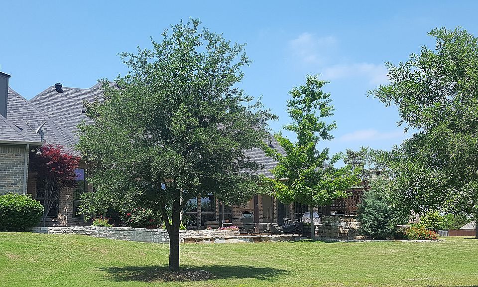 2nd image of 5040 Monroe Ct