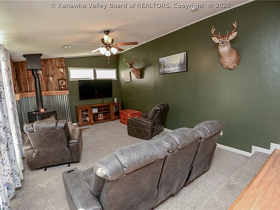 4th image of 1565 Capehart Rd