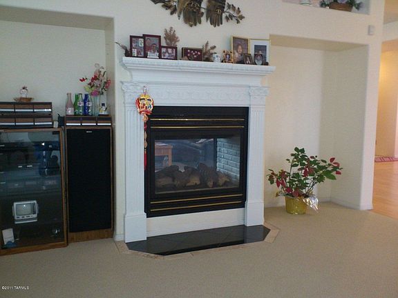 4th image of 949 N Canyon Moonlight Pl