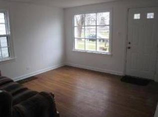 2017 Marshall Pkwy, Waukegan, IL 60085