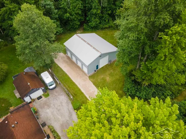 5420 N Eastman Rd, Midland, MI 48642