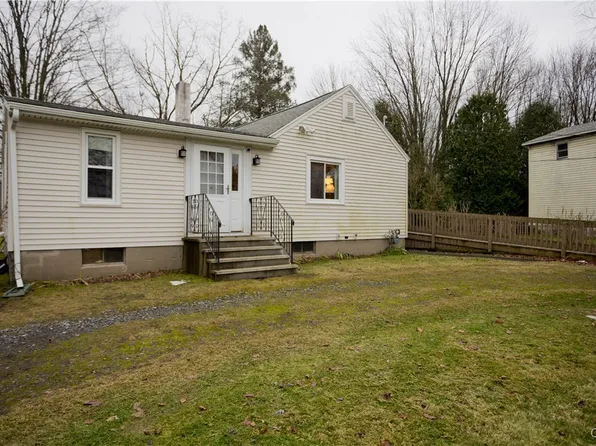 7706 Thompson Rd, North Syracuse, NY 13212