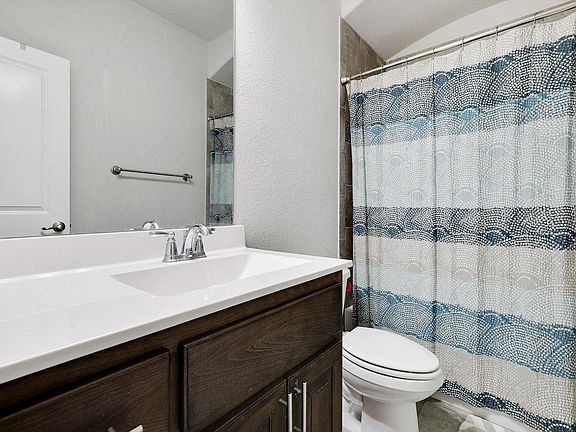3rd image of 15700 Buffalo Nickel Dr