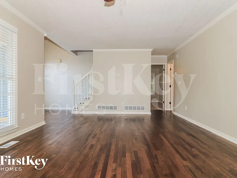 42 Appleton Way — Photo 7