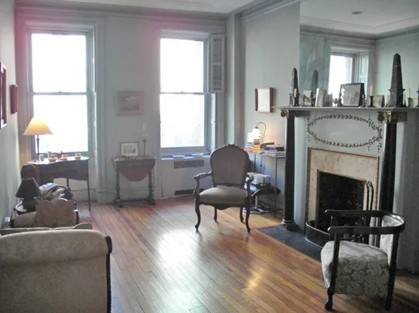 14 East 64th image 1 of 3