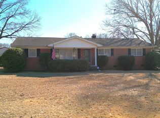 414 Mapleton Dr, Greenville, SC 29607