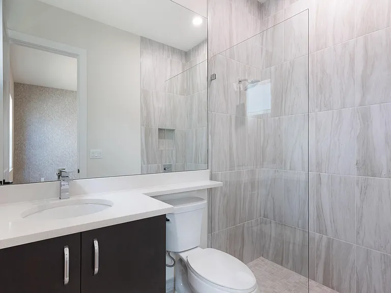 9124 Coral Isles Cir — Photo 39