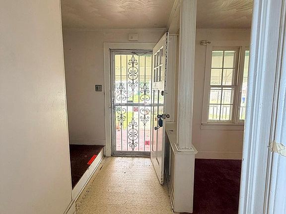 5th image of 825 Kilby Ave