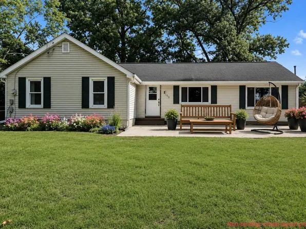 8179 W Q Ave, Kalamazoo, MI 49009