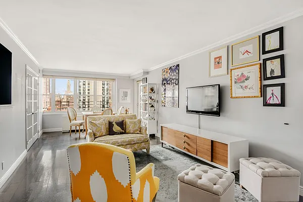 Sold by Compass | media 19