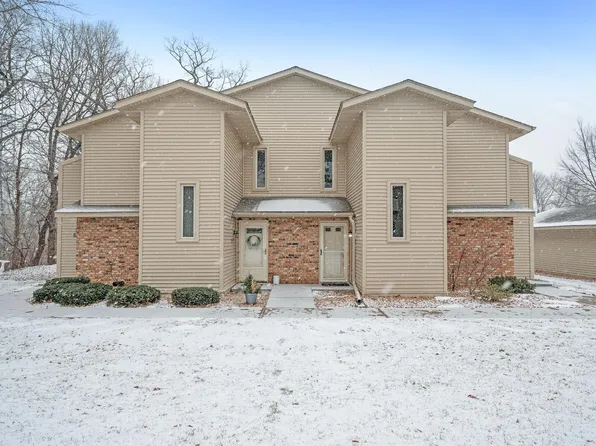 8793 Jasmine Ln, Eden Prairie, MN 55344