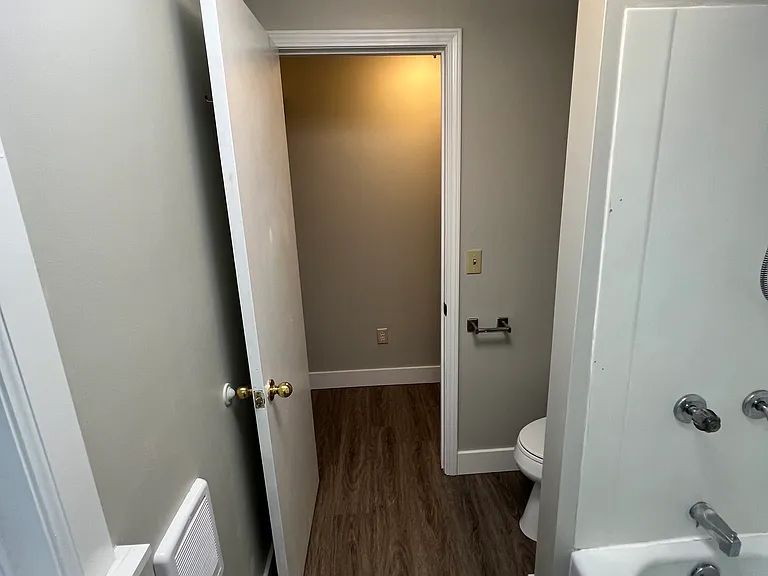 439 S Jackson St #1 — Photo 22