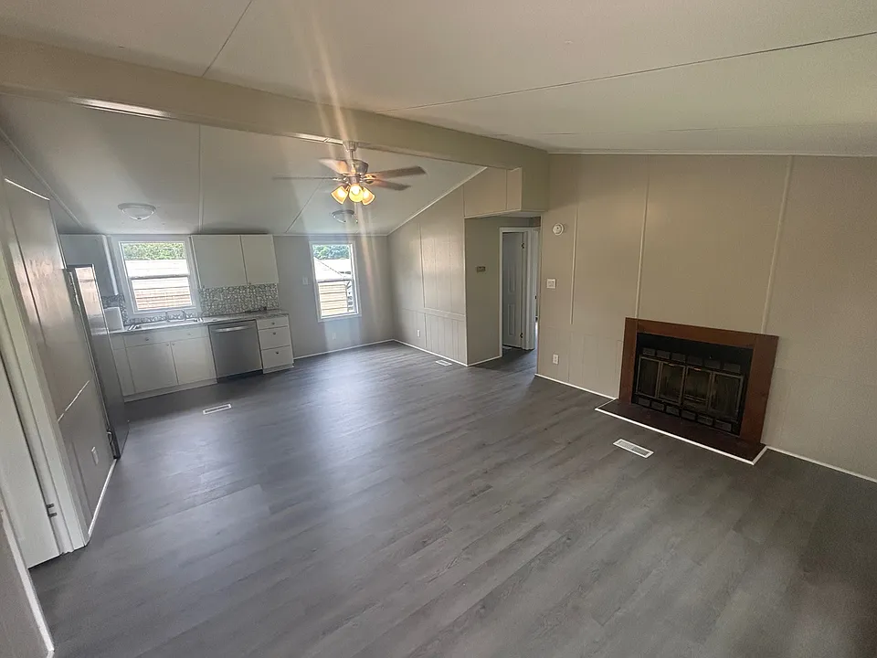 8889 State Highway 127