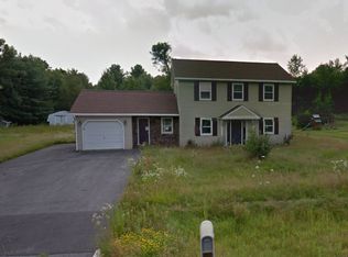 107 Gurba Dr S, Stillwater, NY 12170