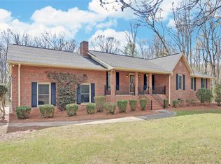 197 Woodland Way, Dewy Rose, GA 30634