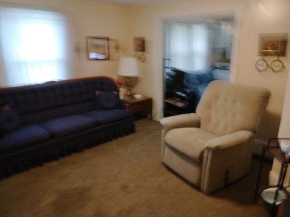 4th image of 3832 Gallia St