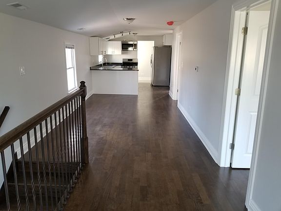 3rd image of 3308 N Osage Ave #2
