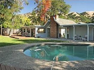 10 Mount Hood Ct, San Rafael, CA 94903