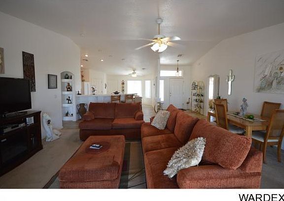 4th image of 3459 Sunlamp Dr