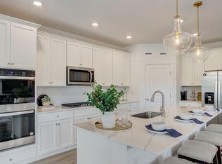 26 Rose Hill Way, Aston, PA 19017